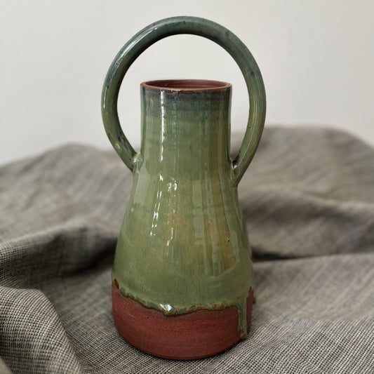 Vase avec anse